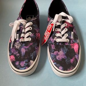 NWT Vans Authentic Floral Design Skate Shoes sz 7